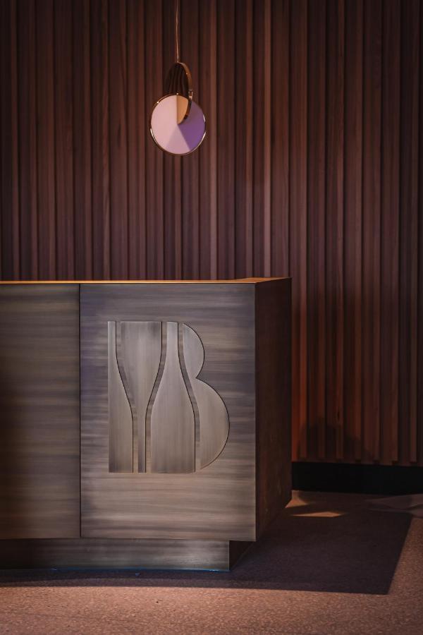 บัลโกว์นี เอสเตท ไวน์ยาร์ด รีสอร์ตแอนด์สปา Hotel ยาร์ราเกลน ภายนอก รูปภาพ The YB logo