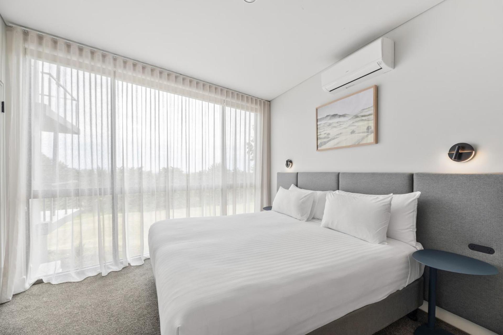 บัลโกว์นี เอสเตท ไวน์ยาร์ด รีสอร์ตแอนด์สปา Hotel ยาร์ราเกลน ภายนอก รูปภาพ A bedroom at the hotel